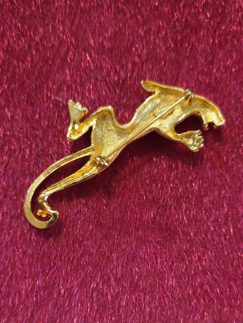 Giovanni Cougar Brooch - Picture 2 of 10